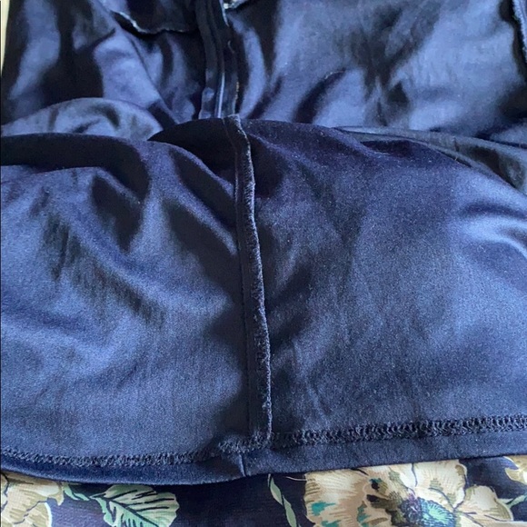 BEIGE BY ECI NAVY FLORAL SLEEVELESS DRESS - Picture 6 of 11